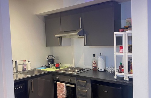 Portsmouth City Centre Apartment | Central Southsea apartment