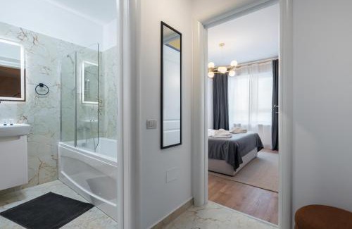 Sector 5 Apartment | Central Spacious Apartment 809