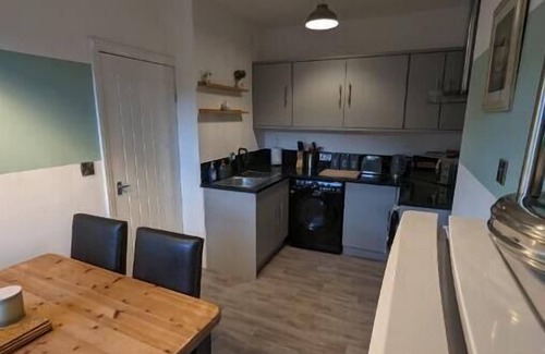 City Centre Apartment | Central Stratford. A stunning place to be that offers lots too do. With parking.