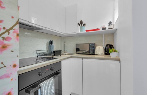 Addison Apartment | Central Studio in Lena Gardens Hammersmith by MySquare