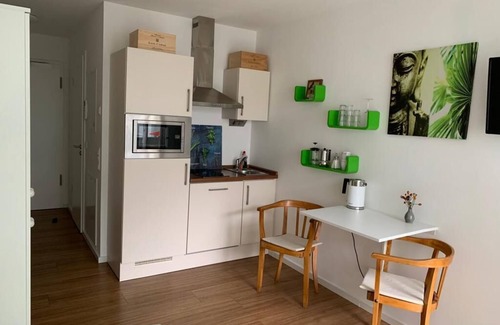 City Centre Regensburg Apartment | Centrally located apartment (20 sqm) with underfloor heating and balcony