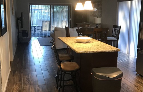 Lake Somerset House | Centrally located between Orlando and Tampa. Short drive to major theme parks.