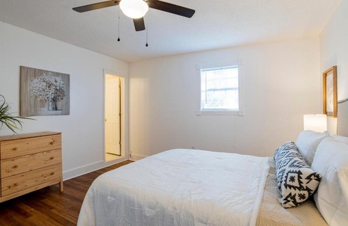 Northeast Pensacola House | Centrally Located Bright & Comfortable 3bed/2bath Pensacola Home.