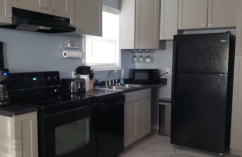 Panama City House | Centrally located Cozy, Relaxed 2-bedroom home with office space.