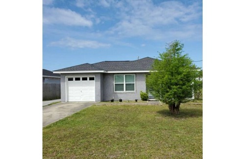 Panama City House | Centrally located Cozy, Relaxed 2-bedroom home with office space.