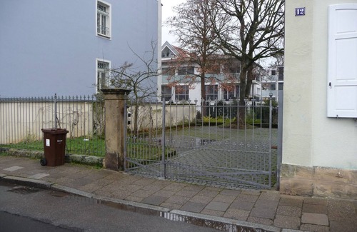 Bamberg Apartment | Centrally located, large apartment; free parking space included!