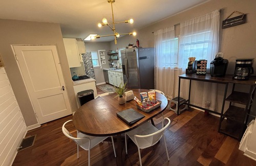 Sioux Falls House | Centrally located spacious 5-bedroom house in Sioux Falls, near everything!