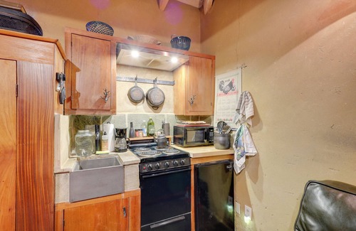 Northeast Santa Fe Apartment | Centrally Located Santa Fe Studio Near Town!