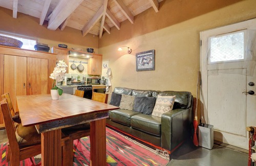 Northeast Santa Fe Apartment | Centrally Located Santa Fe Studio Near Town!