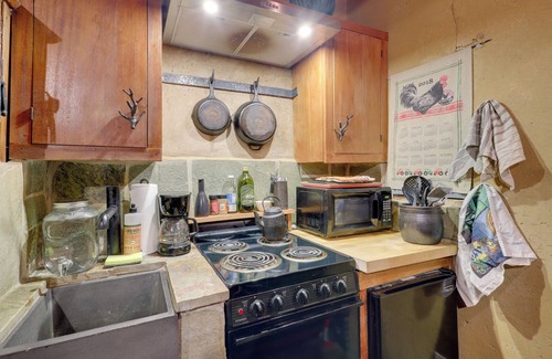 Northeast Santa Fe Apartment | Centrally Located Santa Fe Studio Near Town!