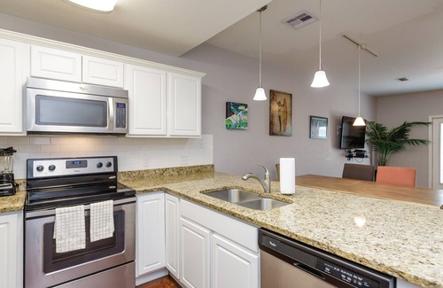 Corpus Christi House | Centrally Located Coastal Comfort Pet-Friendly & Perfect for the Whole Family