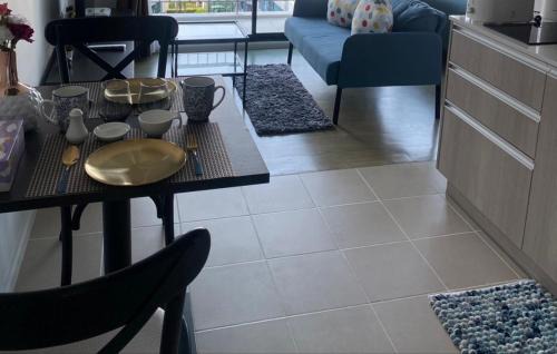 Wichit Apartment | Centrio Condominiums Top Floor with Pool and Garden view