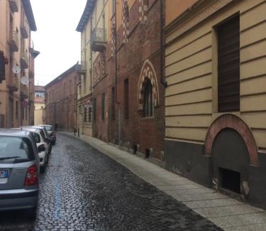 Asti Apartment | centro storico Asti Monferrato Langhe