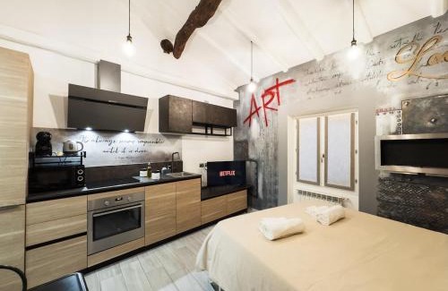 Downtown Apartment | Centro storico- Suite silenziosa, Wi-Fi & Netflix