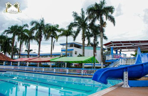 San Jose del Guaviare Hotel | Centro Vacacional Las Palmas