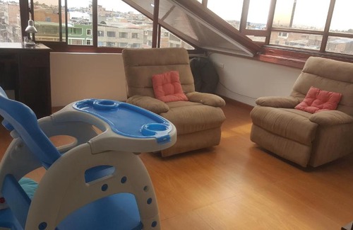 Engativa Apartment | cerca aeropuerto embajada EEUU fotos huellas visa