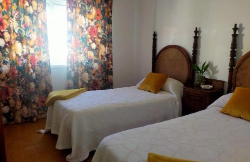 A Guarda Apartment | Cerca de la playa, con bodega, terraza y jardin Camino Portugués