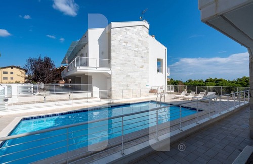 Foggetta Apartment | Cerrano Park B07 - Ponente - Apartment with garden and terrace with seaview