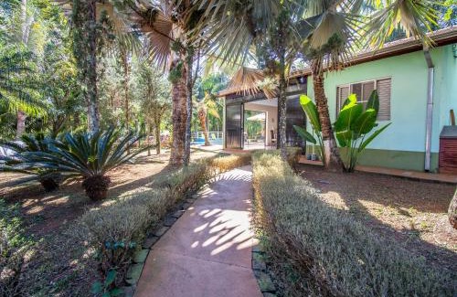Amparo House | Chácara Eldorado