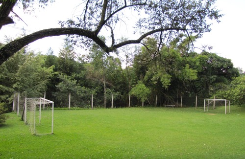 Medeiros House | Chácara J. Thompson -Medeiros Jundiai Rentals for parties and weekends