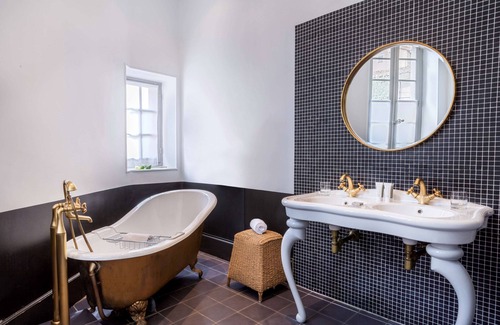 Mazan Hotel | Château de Mazan, Best Western Premier Collection