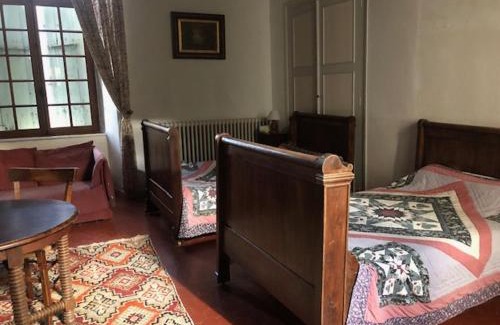 Trausse Bed & Breakfast | château de Paulignan