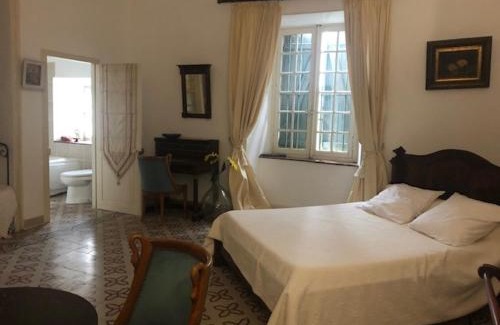 Trausse Bed & Breakfast | château de Paulignan