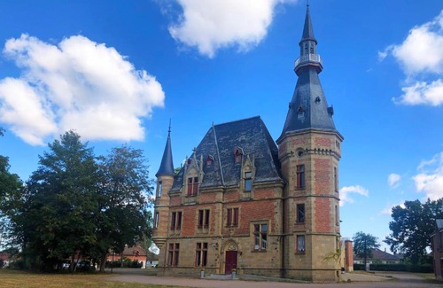 Cosne-d'Allier House | Château de Petit Bois