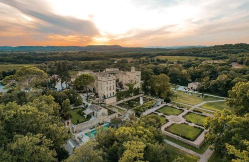 Villevieille Hotel | Château de Pondres