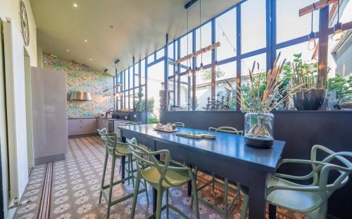 Pont-du-Chateau House | Château du Serpolet