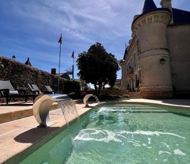 Monpazier Hotel | Château Hôtel Edward 1er