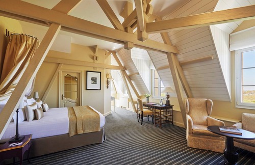 Saint-Emilion Hotel | Château Hotel Grand Barrail