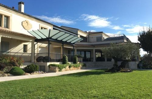 Lussac House | Château La Rose Perrière