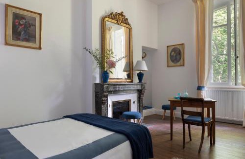 Pessac-sur-Dordogne Bed & Breakfast | Château Le Méjean