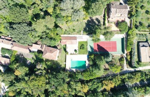 Loriol-du-Comtat Bed & Breakfast | Château Sainte BARBE