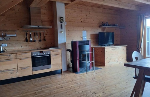 Bad Sankt Leonhard im Lavanttal House | Chalet "Holiday home" with garden, barbecue and terrace