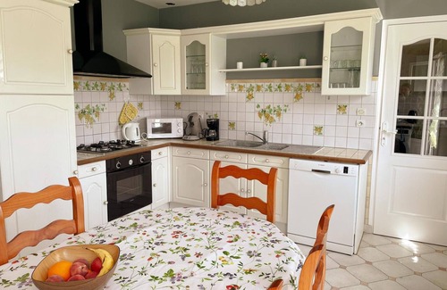 Valencisse Cottage | Charming Family-Friendly Cottage, Pet Welcome, Garden, Near Blois & Loire Castles