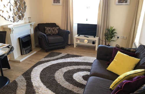 West Thurrock Apartment | Chafford Fairview - Stylish cosy apartment