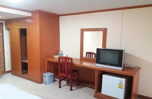 Nai Mueang Hotel | Chaiyaphruk Grand Hotel