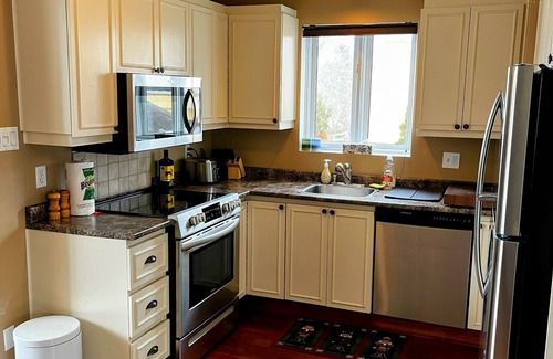 Saint Ferreol les Neiges Ski Chalet | Chalet Mont Sainte Anne with superb view of the ski mountain and wood fireplace