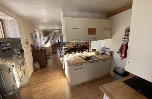 Fontcouverte-la-Toussuire Ski Chalet | Chalet Jean Sabot 240 m² Authentique & Rénové 5ch/4 Sdb/Salle de Jeux, Cabane