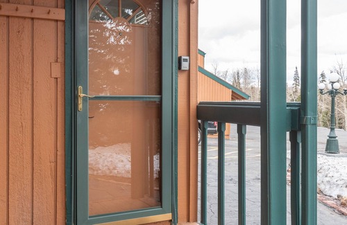 Brian Head Condo | Chalet 11B- Pet Friendly Condo With Amazing Views