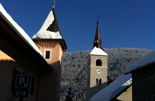 Les Allues Ski Chalet | CHALET 4* MÉRIBEL CHARME ET TRADITION SAUNA ET CHEMINEE TELECABINE 300 m.
