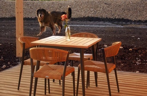 Pilsach Apartment | Chalet (44 m2) mitten im Grünen mit Terrasse