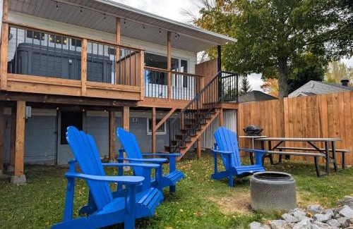 Cap-Saint-Ignace House | Chalet 691 Waterfront with Spa, Fireplace, WiFi & AC