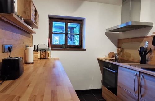 Albeck Apartment | Chalet Alpl: modern renovated apartment in the ski area with sauna, whirlpool & fireplace