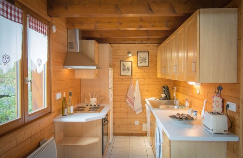 Soultzeren Ski Chalet | chalet anemone - mountain view