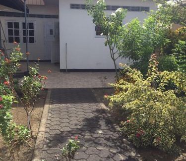 Suriname Apartment | Chalet Anna's Pavalesto