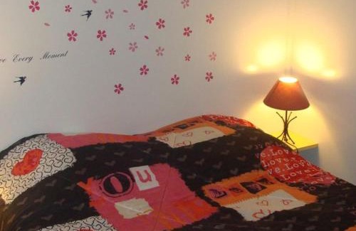 Sauveterre-de-Rouergue Other | Chalet avec Terrasse à Sauveterre-de-Rouergue, 2 Chambres, Équipements Complets - API-1-52-410