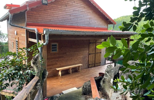 Malendure Ski Chalet | Chalet AYOUNAKA at sunset, panoramic view of the Caribbean Sea